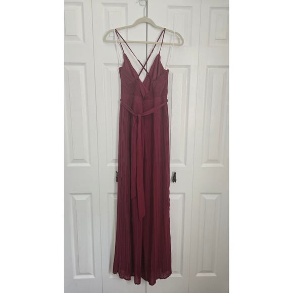 Lulu's Pleat and Thank You Wine Red Pleated Jumpsuit Sz S - Picture 8 of 16